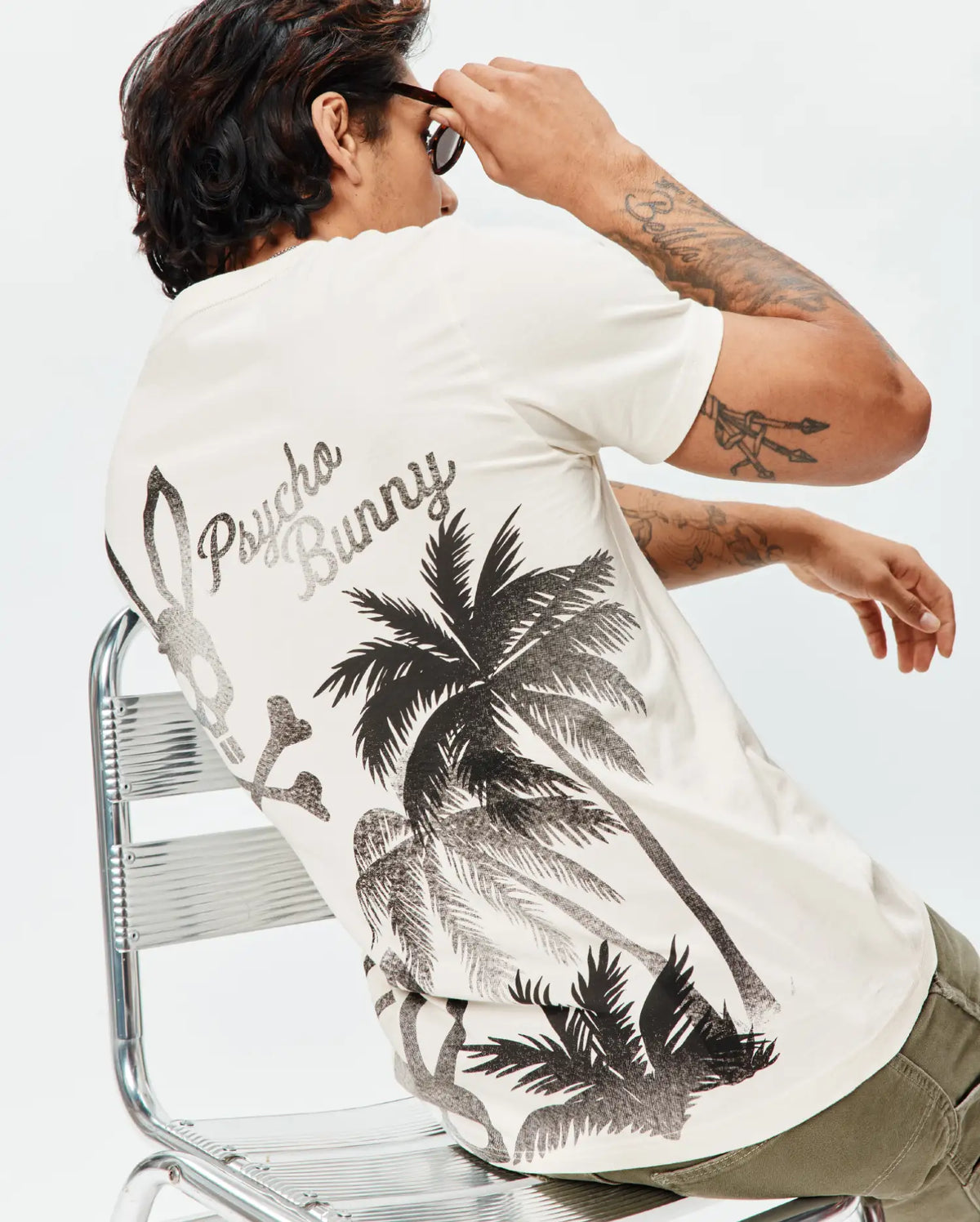 Premium MENS COLIN BACK GRAPHIC TEE